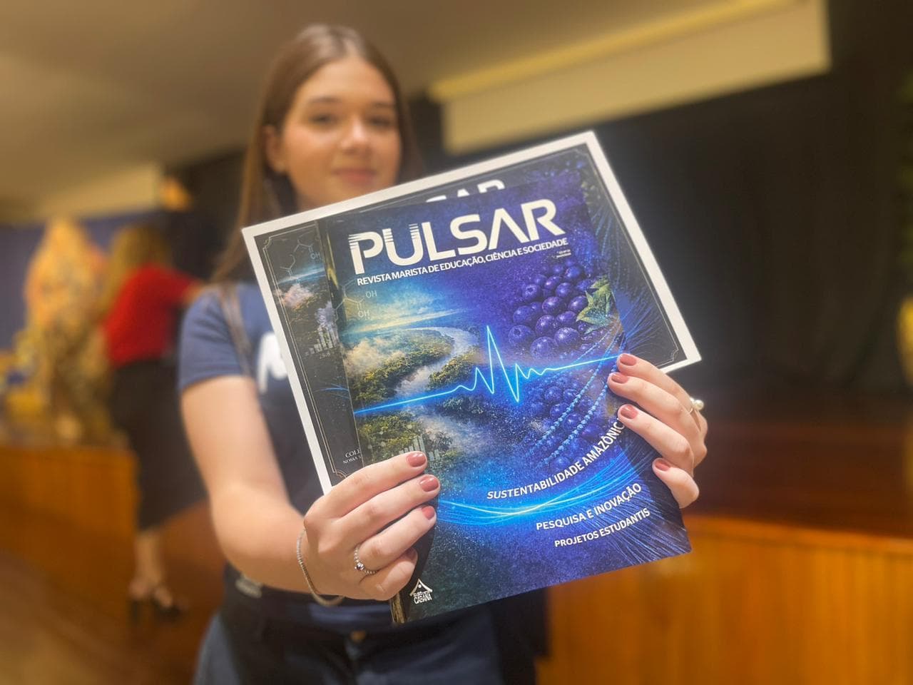 Revista Pulsar abre prazo para estudantes do ensino médio publicarem pesquisas científicas