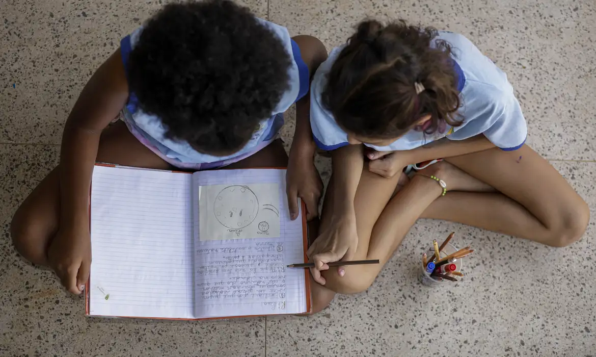 BRASIL. Dados divulgados pelo MEC apontam que educação antirracista avança nas escolas desde 2024