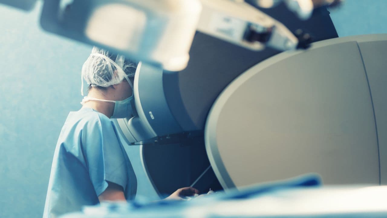 Telecirurgia robótica avança no Brasil com telemedicina - Saúde Business