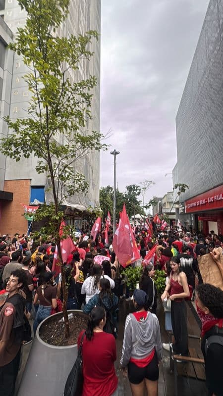Apoiadores de Lula realizam atos em Itajaí e Balneário Camboriú neste fim de semana