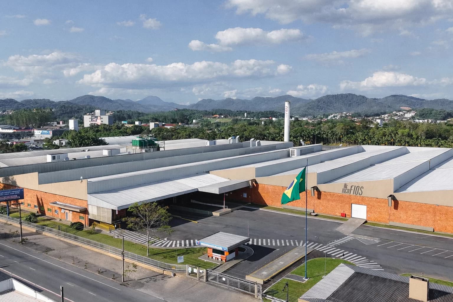 Grupo Rovitex dobra produção de fios até 2030 com estratégia entre SC e MT