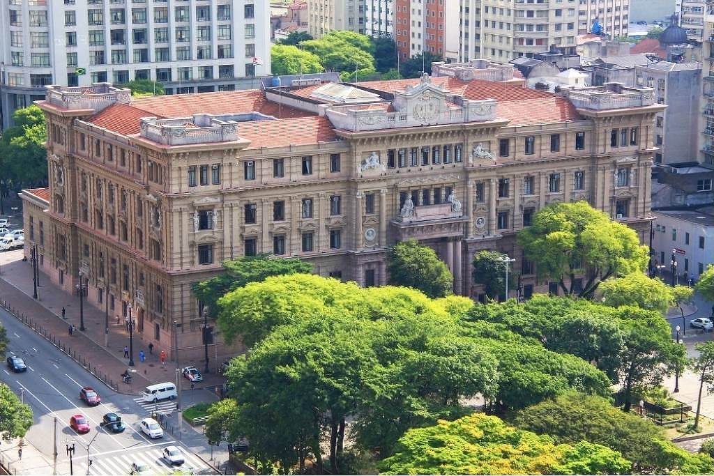 Desigualdade de renda entre servidores supera a observada no Brasil, diz estudo - 02/09/2026