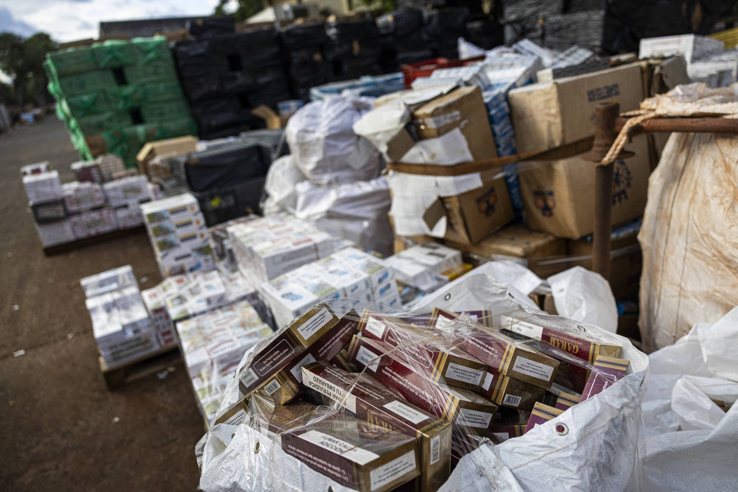 Contrabando do Paraguai: Lucro de 500% Impulsiona Crime Organizado na Fronteira Brasileira