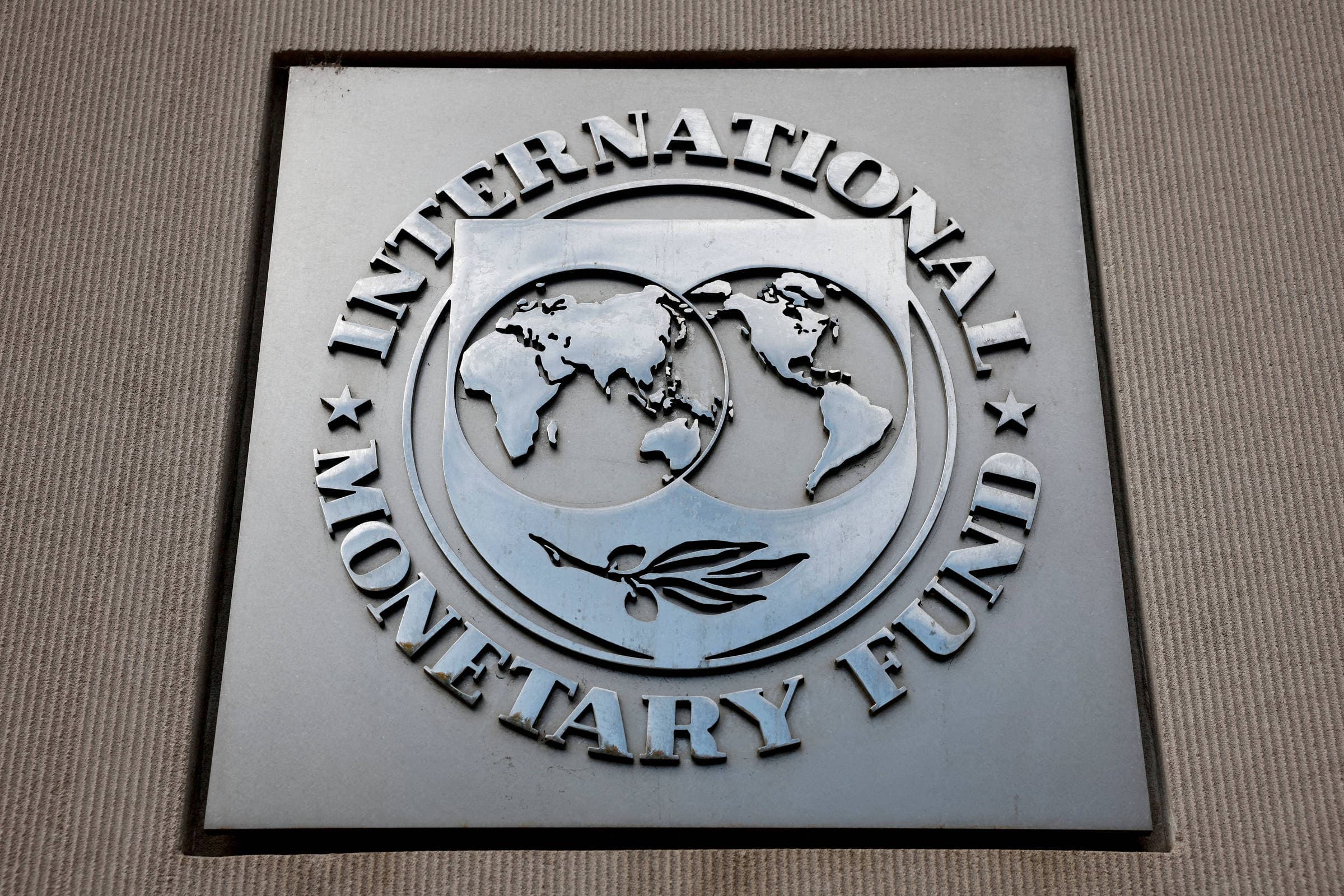 FMI: Tarifas dos EUA terão impacto modesto no Brasil, mas ajuste fiscal é crucial