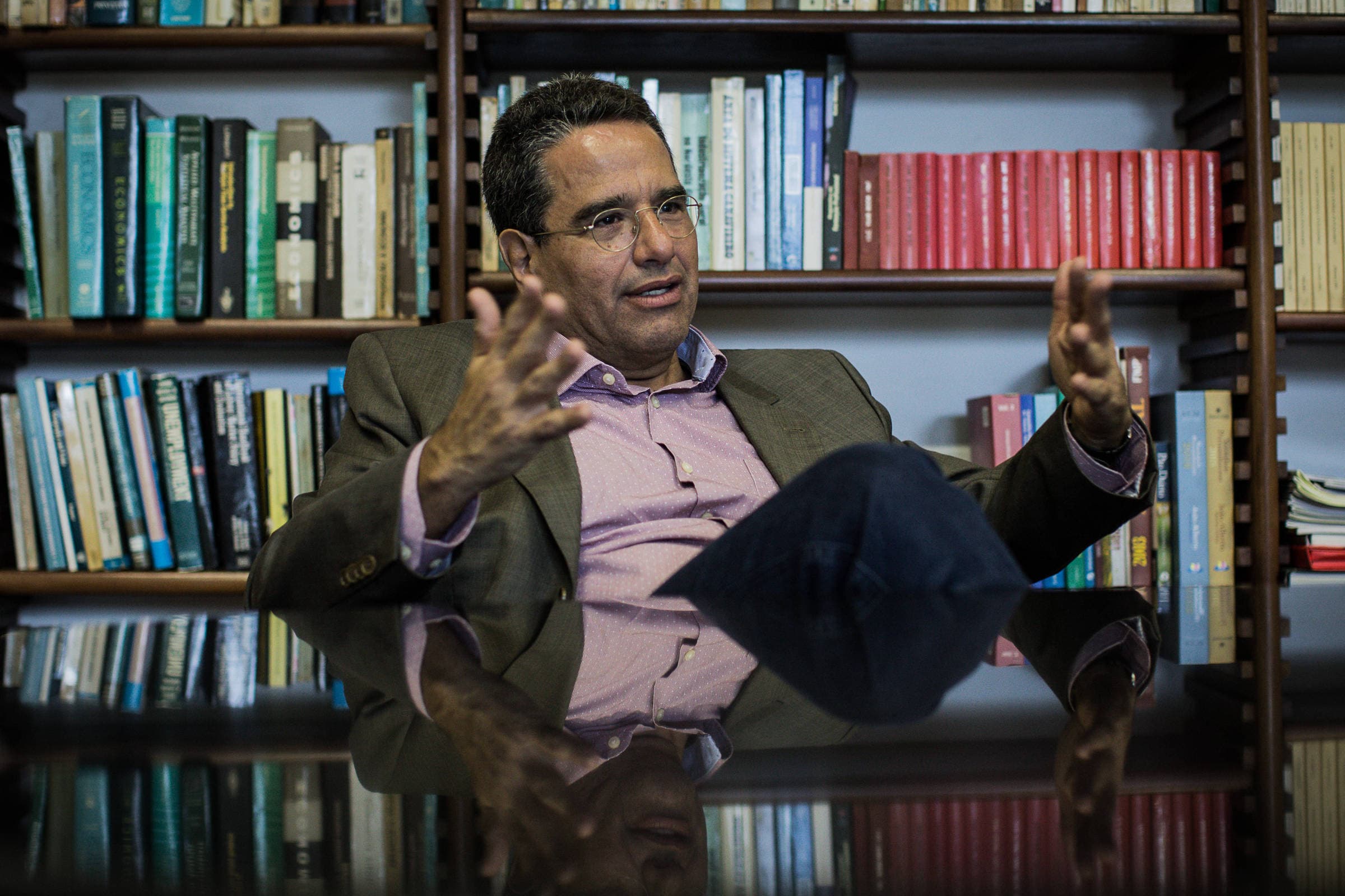 Aliança entre classe média e elite alimenta estagnação brasileira, avalia Alexandre Rands