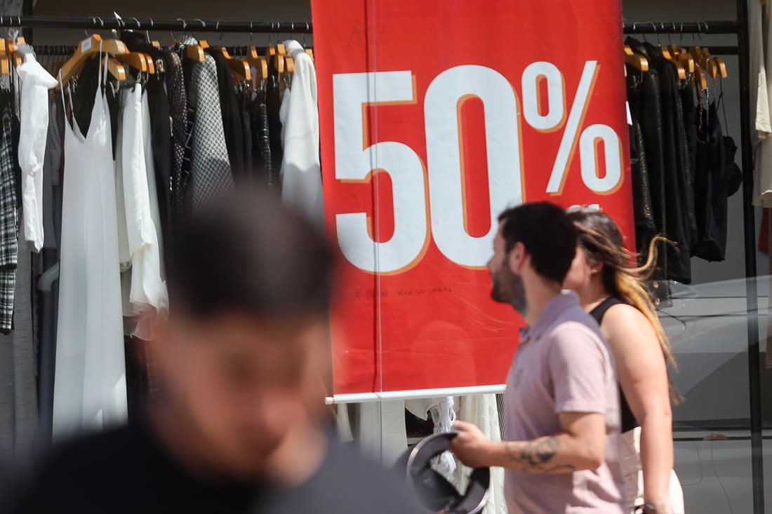 Economia brasileira fica empacada em abril e cresce apenas 0,1%, estima prévia da FGV