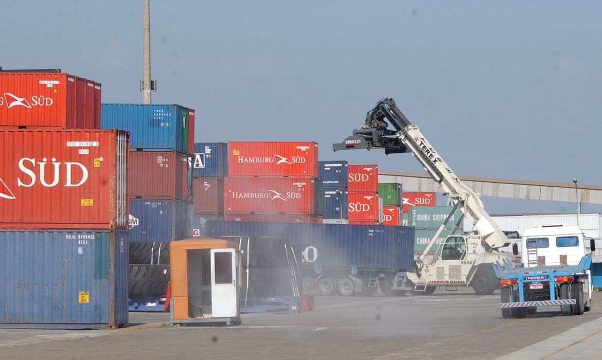 Acordo com Singapura garante tarifa zero para exportações brasileiras a partir de sábado
