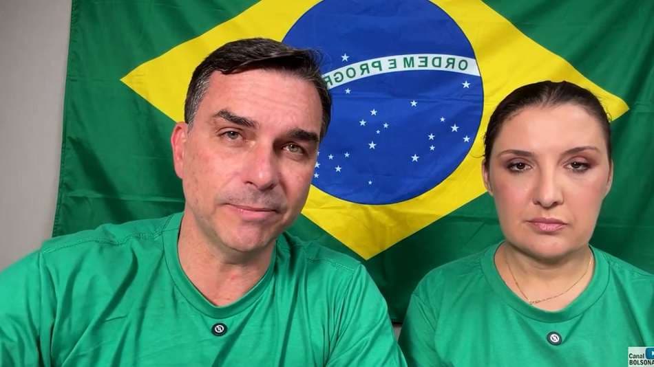 Flávio Bolsonaro afirma ter agido para blindar Brasil de tarifas de Trump