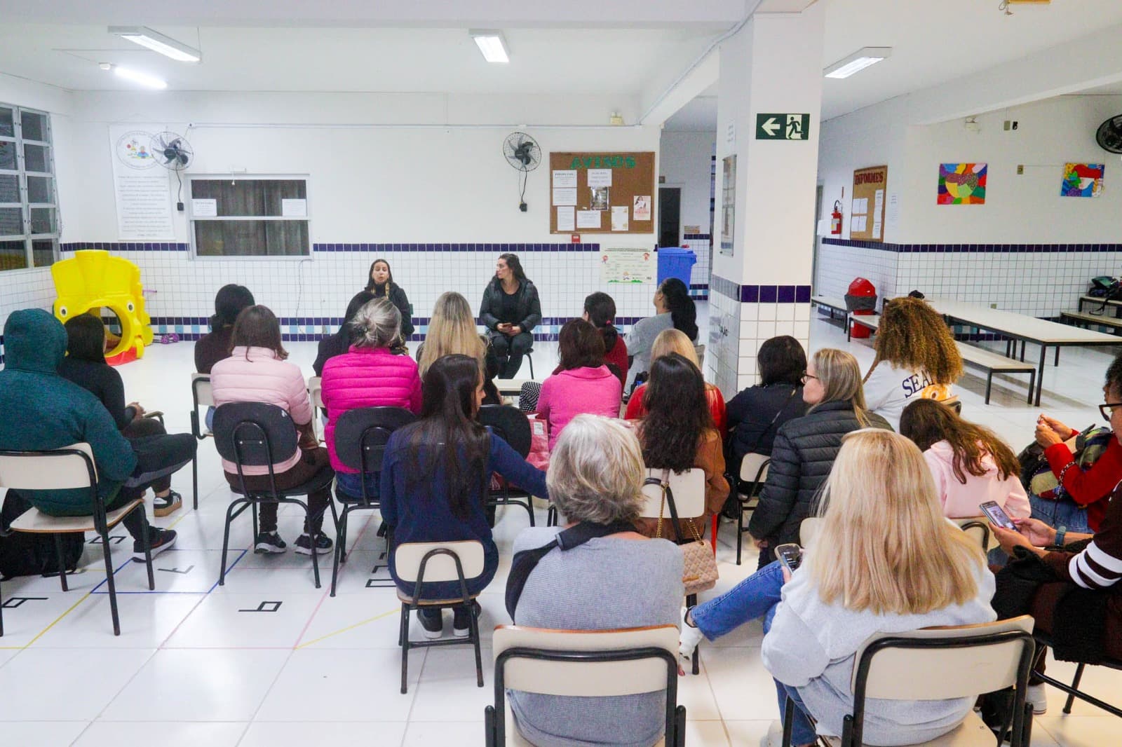 CEI Lício Mauro da Silveira realiza palestra sobre inclusão, capacitismo e superação