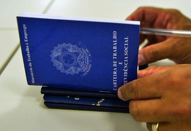 Brasil cria 58,6 mil vagas em julho, pior saldo desde 2020