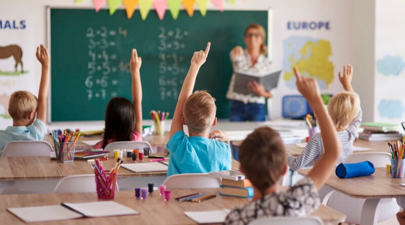 Educação realiza chamada para escolha de vagas de maneira presencial na segunda-feira (10)
