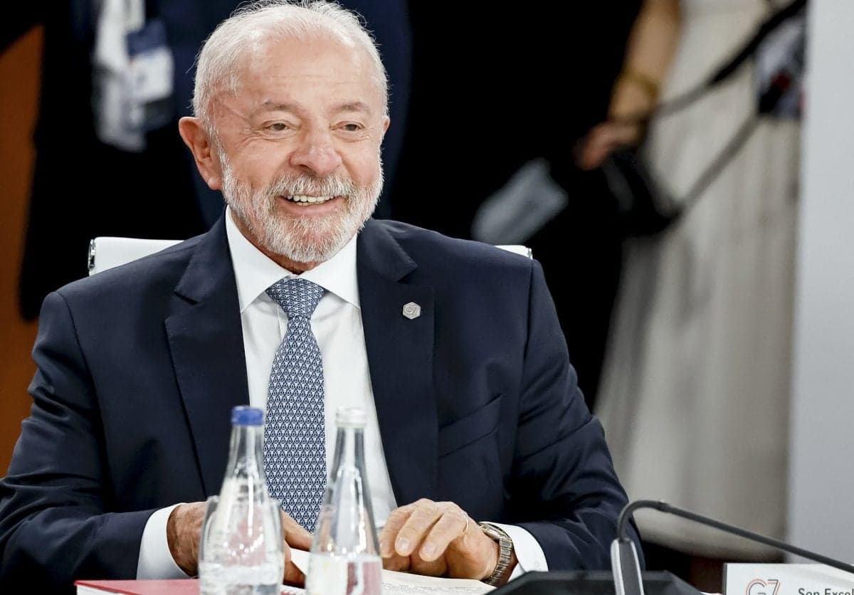 Lula rebate Trump e defende urnas eletrônicas brasileiras: 'Não se meta nas eleições do Brasil'