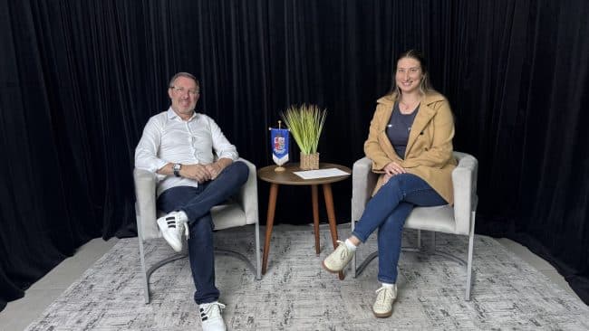 Jornalista de 40 anos lança pré-candidatura à Alesc com foco no Vale do Itajaí
