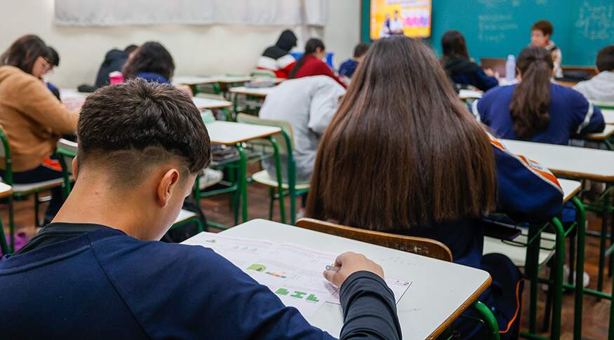 Com alta em educação e transporte, Inflação no Brasil sobe 0,7% em fevereiro
