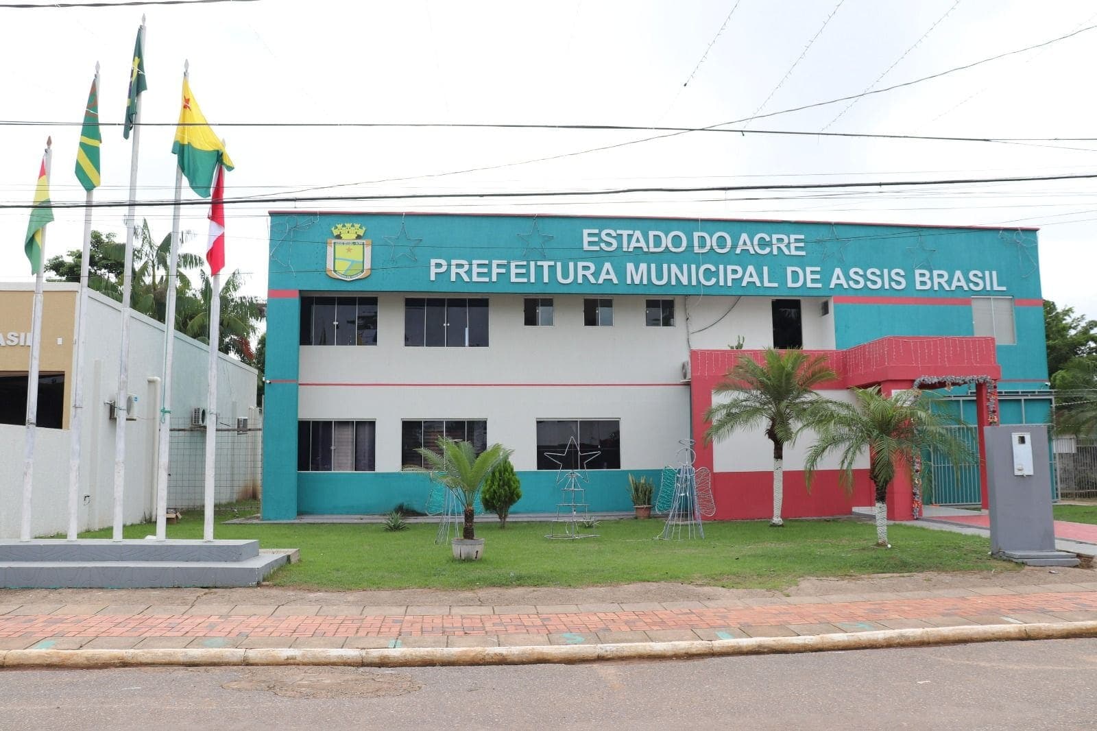 Assis Brasil convoca aprovados em seletivo da Educação para entrega de documentos