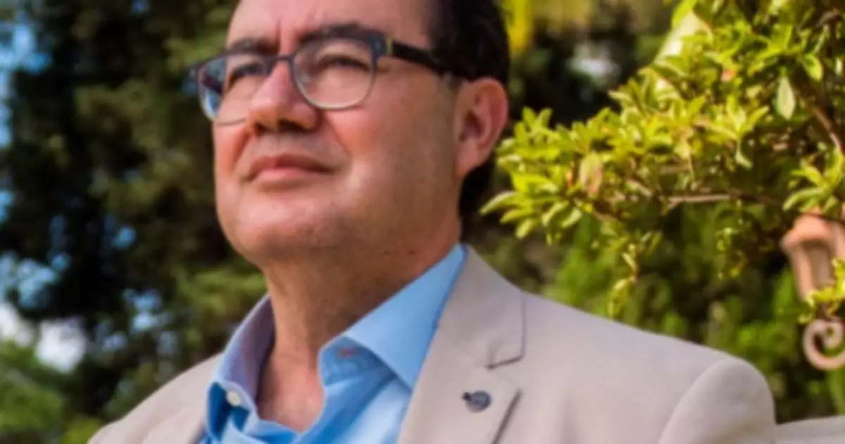Augusto Cury é de direita ou de esquerda? Entenda o posicionamento político do candidato