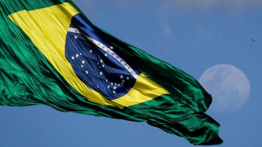 FMI prevê crescimento de 2,4% para o Brasil em 2026 e alerta para dívida pública próxima de 100% do PIB