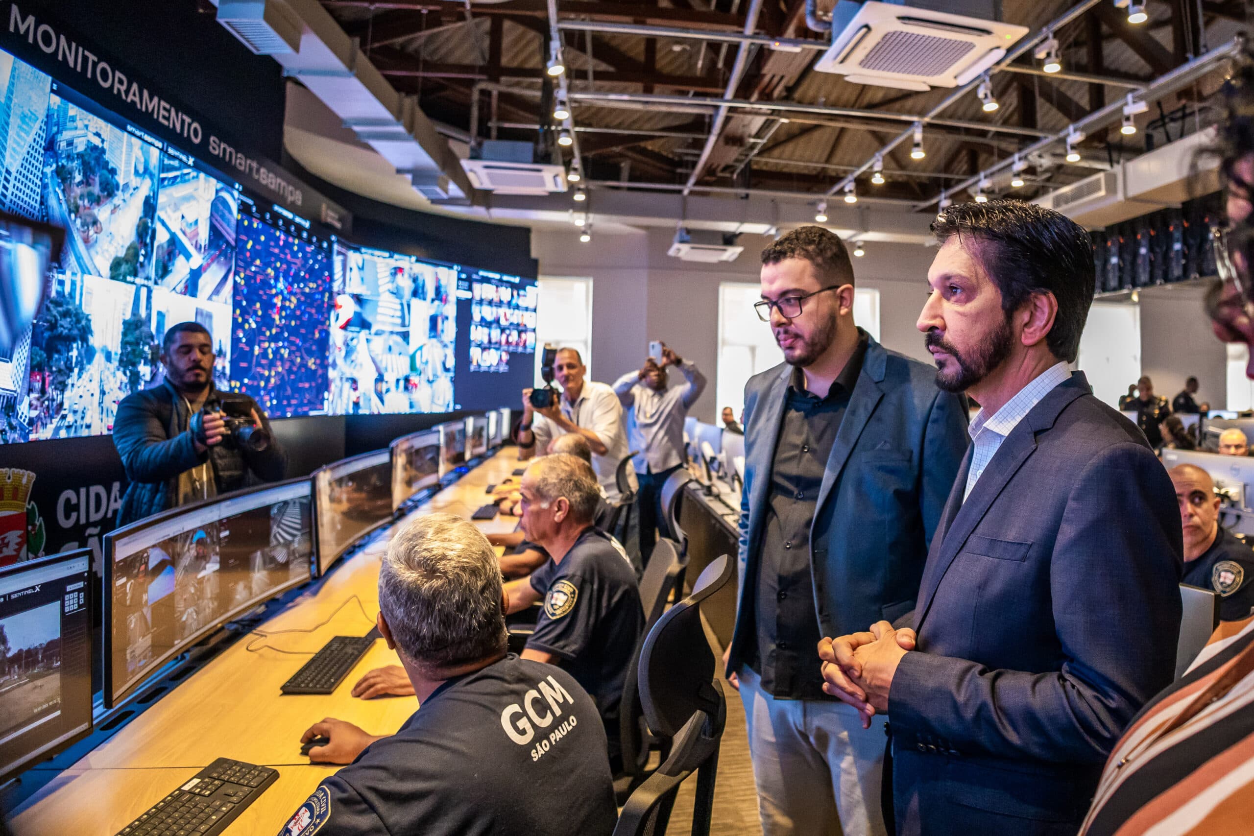 Projetos de reconhecimento facial se multiplicam sem transparência, diz pesquisadora