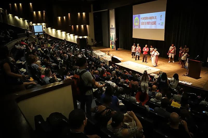 Porto Alegre debate impactos das mudanças climáticas na saúde pública em conferência preparatória
