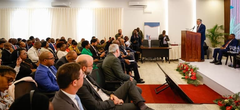Brasil fortalece cooperação com Moçambique e reforça compromisso com a formação de profissionais para sistemas públicos de saúde — Ministério da Saúde